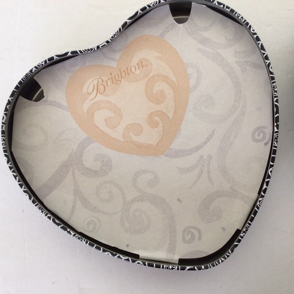 BRIGHTON BLACK WHITE JEWELRY TIN LARGE SIZE - Picture 7 of 8